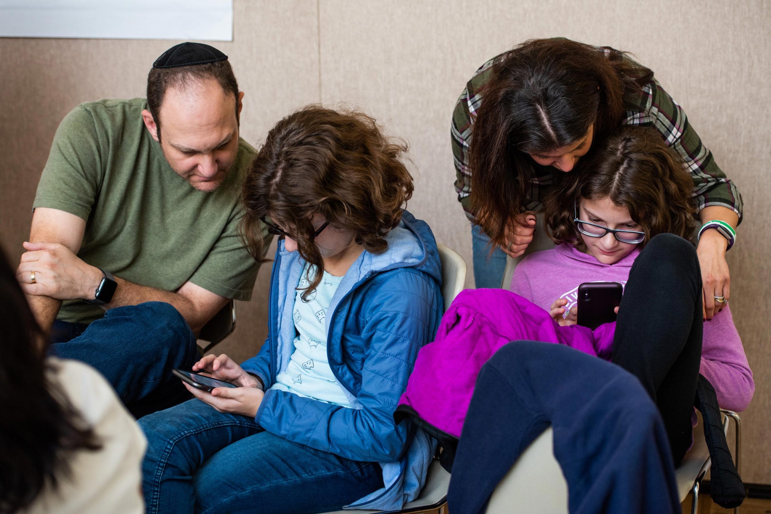 B’nai Mitzvah Family Session at Tiferet Bet Israel, Blue Bell, PA B’nai Mitzvah Family Session at Tiferet Bet Israel, Blue Bell, PA